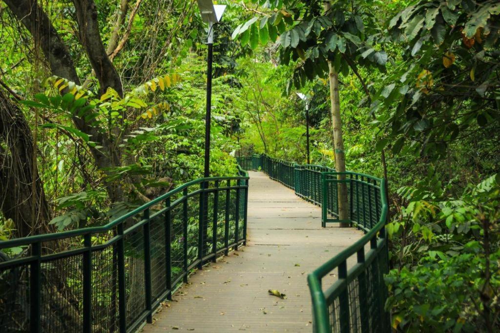 Paskal Inn Bandung Buitenkant foto
